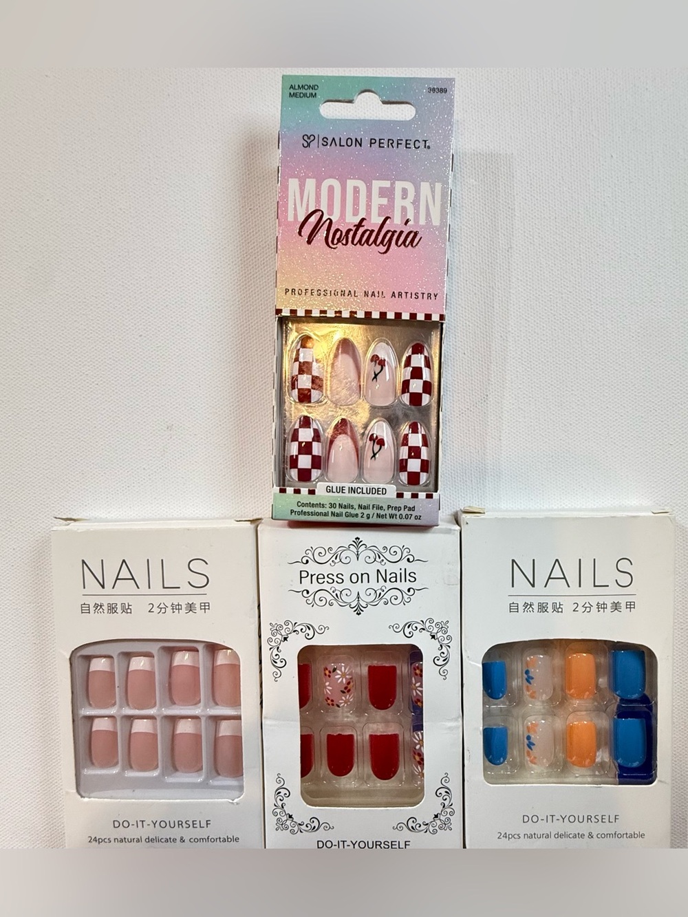 Bundle Assorted Colors Designs Press On Nails, 22 Different Boxes All New - Picture 8 of 8